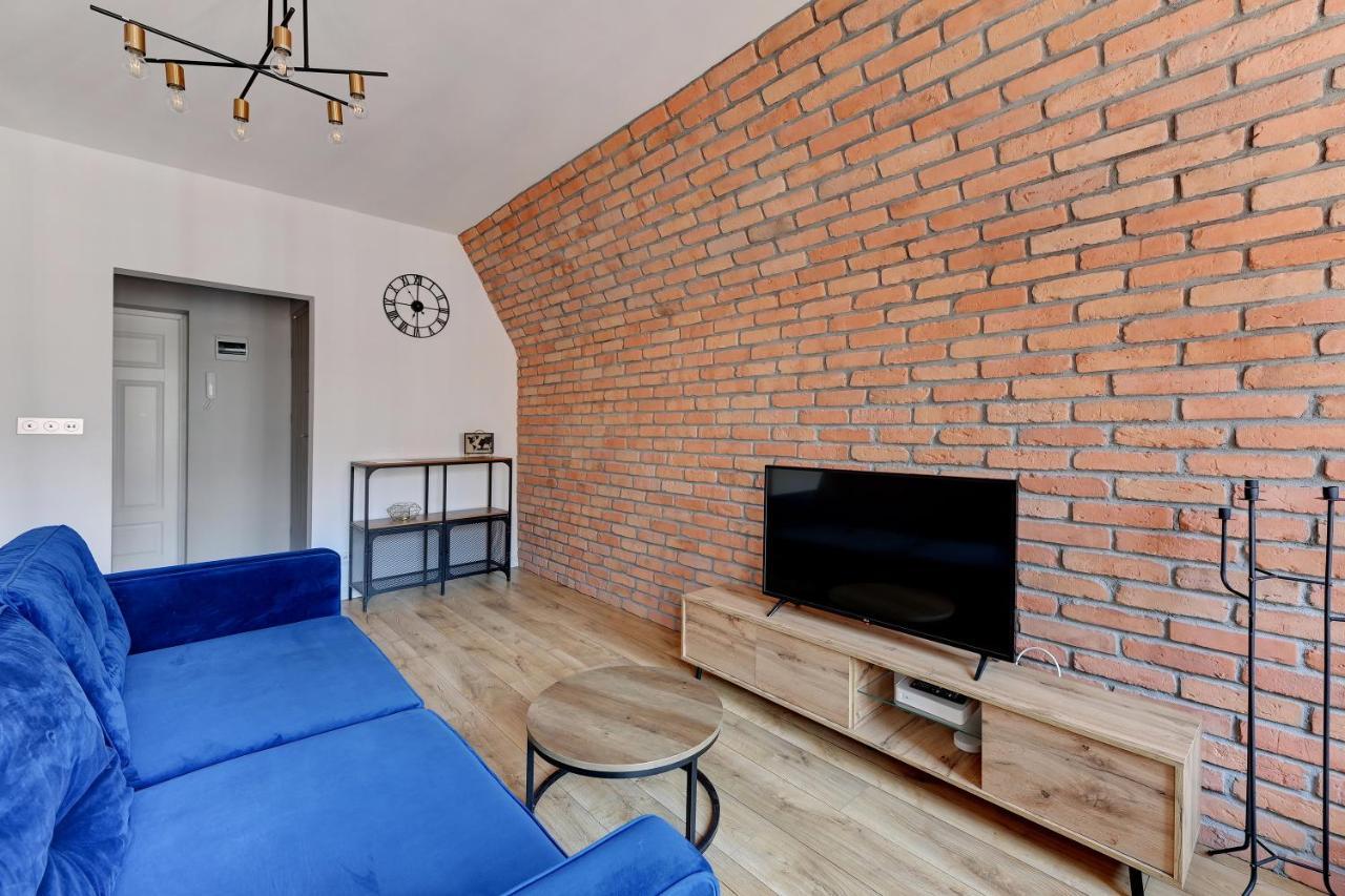 Pola By Q4Apartments - Heart Of The Old Town Гданск Екстериор снимка